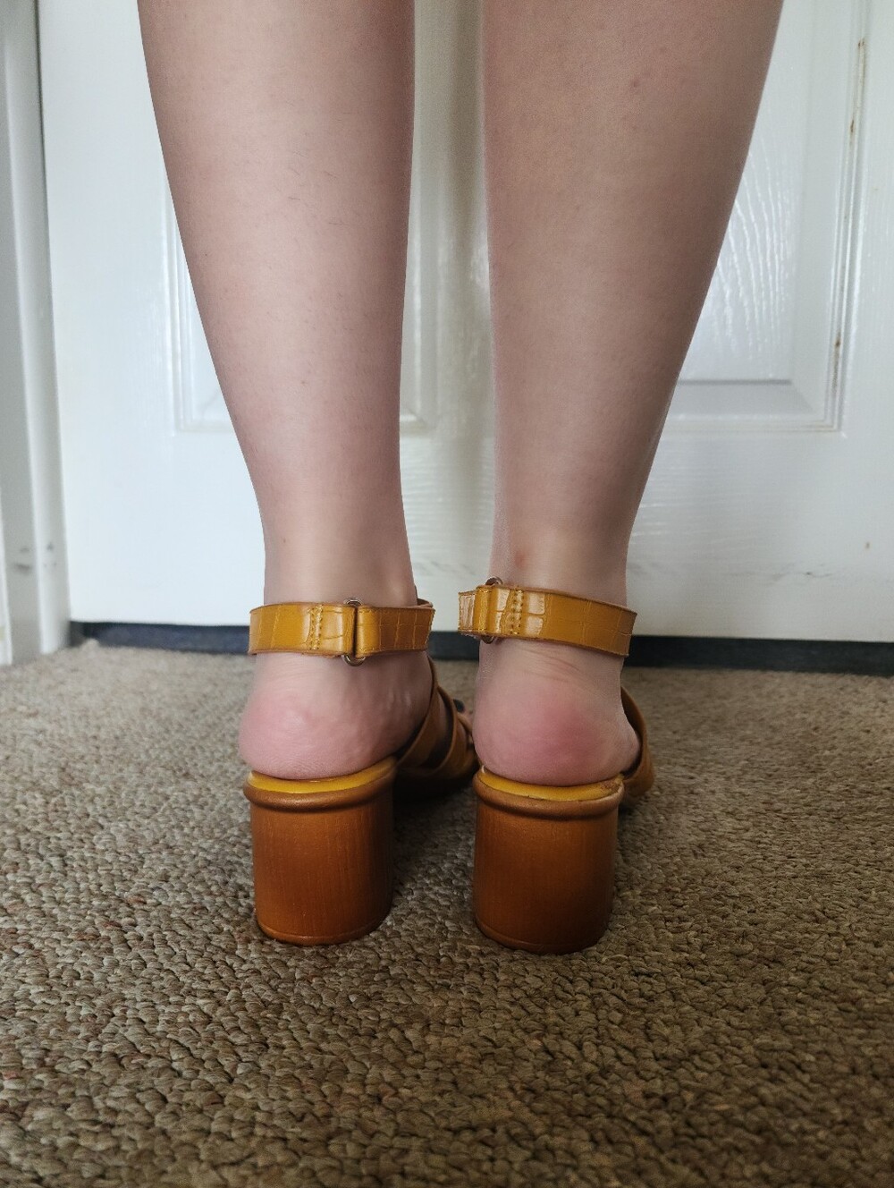 Sandals - Picture 4 of 7